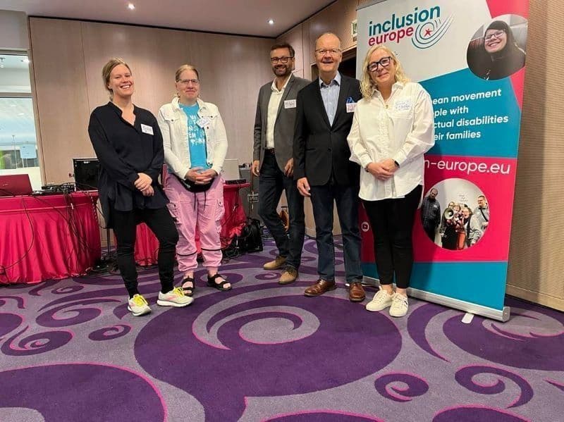 Áhrifarík ráðstefna í Brussel: Bindum enda á aðskilnað